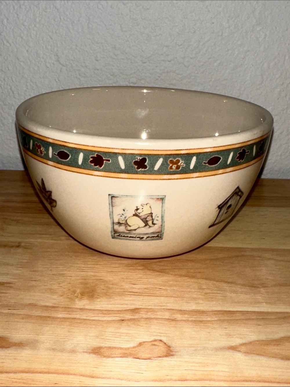 Disney Whinnie The Pooh Character 100 Acre Woods 6” Stoneware Bowl Vintage